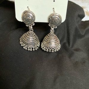 Jhumkas